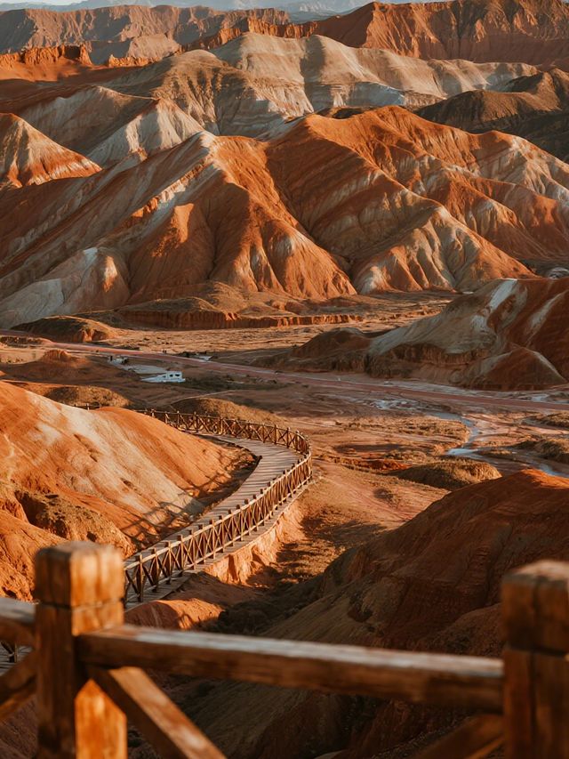 蘭州水墨丹霞親子行|帶娃解鎖丹霞秘境 蘭州水墨丹霞親子行|帶娃解鎖丹霞秘境