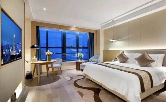 在長興開元名都,睡雲端客房、泡奢華泳池,宴請排面直接拉滿 在長興開元名都,睡雲端客房、泡奢華泳池,宴請排面直接拉滿