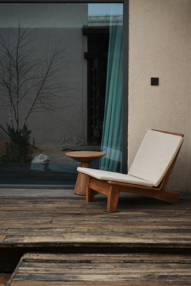 喺西安!!住到咗超chill嘅酒店 就喺西安回民街轉角位 鬧中取靜 水泥同原木嘅溫柔碰撞好鍾意呢 喺西安!!住到咗超chill嘅酒店 就喺西安回民街轉角位 鬧中取靜 水泥同原木嘅溫柔碰撞好鍾意呢