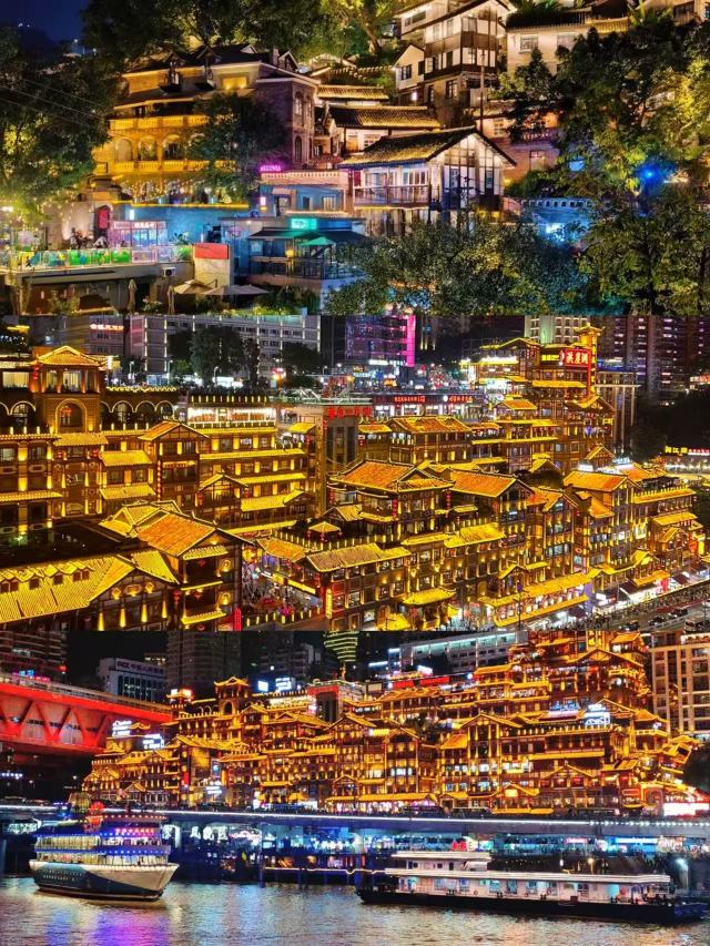 Choosing a private tour in Chongqing is really a great deal 🤩
✔️ Private car travel + independent group
✔️ Professional driver with attentive service throughout
✔️ Selected attractions with no detours + reasonable itinerary without rushing
💯 Explore the city, Wulong, and Pengshui all in one trip, deeply unlocking the charm of the mountain city!
-
📅 Quick look at the 5 days 4 nights itinerary
Day 1 Arrive in Chongqing → airport/station pickup → check-in hotel → free activities (head straight to Jiefangbei for hotpot! 🍲)
Day 2 Hotel pickup → Chiyou Jiuli City → Wujiang Gallery cruise → check-in hotel
Day 3 Hotel pickup → Tian Sheng San Qiao (Three Natural Bridges) → Fairy Mountain → check-in hotel
Day 4 Hotel pickup → Chongqing Zoo 🐼 → Liziba Light Rail Station → Guanyin Bridge → Xiahaoli → Yangtze River Cableway → Hongya Cave → group disband (optional Yangtze River night cruise 🌃)
Day 5 Free activities → airport/station drop-off (perfect ending!)
-
🌟 Must-visit highlights checklist
✅ Three Natural Bridges: Filming location for "Transformers" and "Curse of the Golden Flower," stunning karst landscape!
✅ Fairy Mountain: Gallop across alpine grasslands, every shot looks like a Studio Ghibli animation 🎬 Winter unlocks spectacular snow scenes!
✅ Chiyou Jiuli City: Immersive experience of Miao culture, with spectacular architecture!
✅ Wujiang Gallery cruise: Picturesque green mountains on both sides, emerald green river 💚 Sailing on the clear waves, the boat travels through a painting~
✅ Chongqing Zoo: See the top panda stars Yu Ke and Yu Ai, melting your heart~
✅ Liziba Light Rail Station: Check out the "light rail passing through the building" wonder, a popular photo spot 📸 blow up your social media!
✅ Xiahaoli: The authentic vibe of old Chongqing, a must-visit for artsy youth!
✅ Yangtze River Cableway: Panoramic aerial view of the mountain city, the river breeze is super pleasant~
✅ Hongya Cave: Real-life Spirited Away, the night view is breathtaking!
✅ Yangtze River night cruise: Enjoy the dazzling lights on both banks, the ultimate Chongqing nightscape!
-
💥 Here comes the key! Exclusive advantages of the private tour
👉 No need to wake up early to catch the bus! You set the departure time ⏰
👉 No need to share the group with strangers! Family or friends can have a blast together 👨👩👧👦
👉 Professional driver and guide! Niche experiences and authentic local food all covered 🤌
-
Quickly invite your foodie buddy and travel buddy
Come to Chongqing and start a super comfortable trip~💨