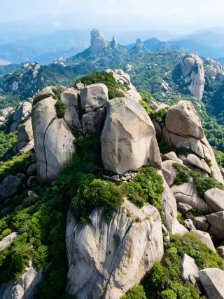 Free Giant Stone Secret Realm, Like Entering an Alien World