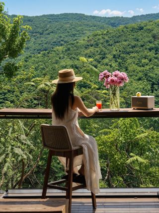 Summer vacation chill-out plan! Escape to Xishuangbanna's rainforest secret for a few days of blissful idleness.