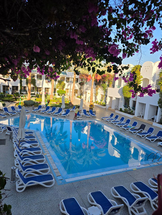 A Memorable Stay at Falcon Hills Hotel