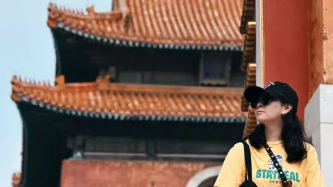 The last imperial mausoleum in China — traveler post in Baoding
