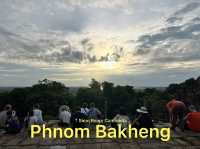 จุดชมวิวพระอาทิตย์ตกบนเนินเขา นครวัด