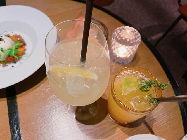 餐廳由米芝蓮星級Chef Enrico Bartolini 開設，食物充滿意大利風情而且又夠正宗，質素有保証~加上意大利藉店員服務超殷勤又夠禮貌，我同朋友仔都食得好盡興，值得一試～