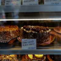 ร้านเล็กๆ ที่เค้กอร่อยแสงออกปาก