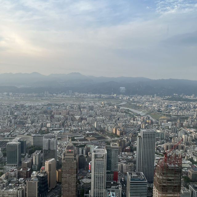 ‘타이베이 101 전망대’의 환상적인 뷰, 기념품