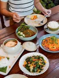 🍲 ครูสายฐิพย์ ร้านอาหารไทยใจกลางลาดพร้าว 71