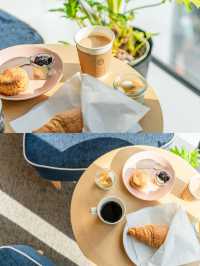 【福井県/福井市】日の光がきもちのいいブックカフェでモーニングタイム