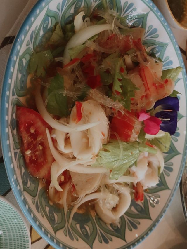 อาหารฟิวชั่น ร้านลาภปาก หัวลำโพง