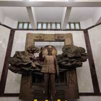 The Leader Museum 