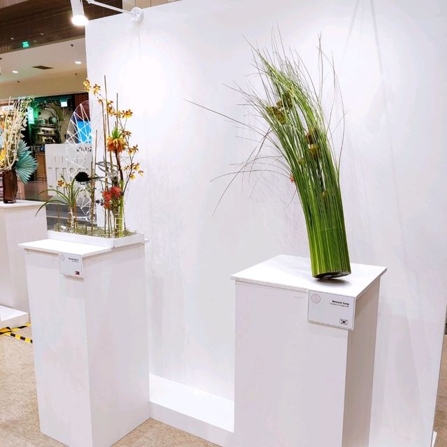 Takashimaya X Harijanto Flora Extravagance