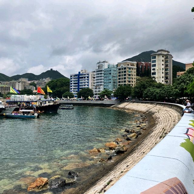 赤柱小眾泳灘 人少海凈