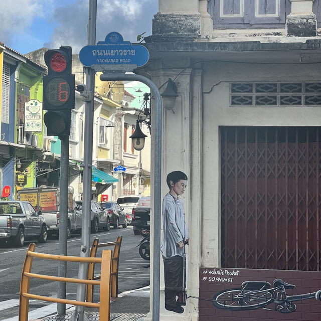 Escape the crowd - Phuket Old Town🏝️