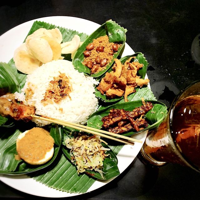 【インドネシア】ランチセットがお得“Kayunan Warung and Coffee”
