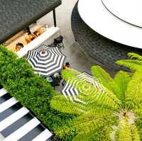ลากแฟนไปนอนป่าตองสระว่ายน้ำปังๆที่TheRoyalParadise