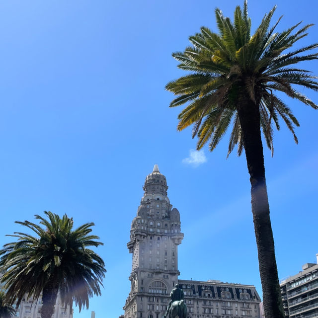 Montevideo Walking Tour