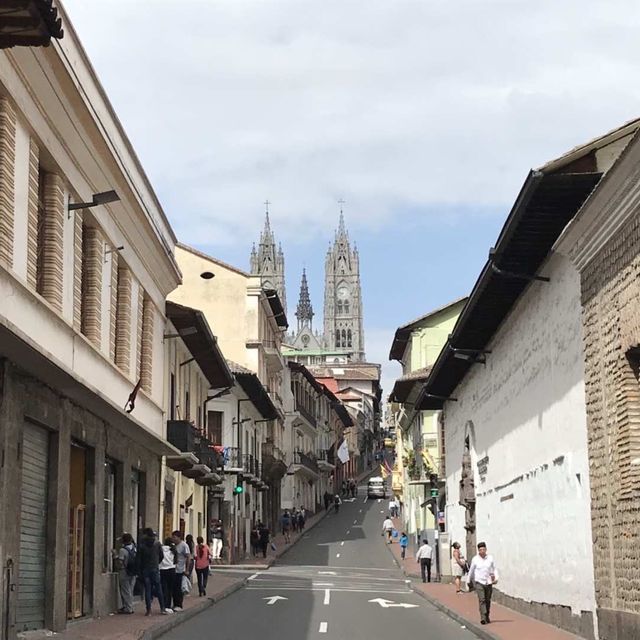 Scenes of Quito, Ecuador