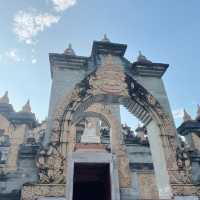 ไปไหว้พระที่วัดประชาคมวนาราม (วัดป่ากุง) ร้อยเอ็ด