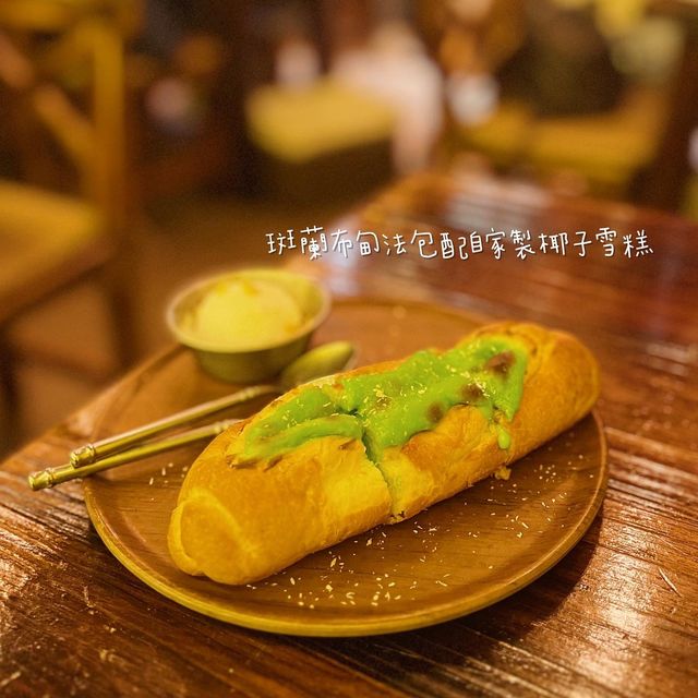 銅鑼灣｜漫天燈籠浪漫佈置｜特色越南菜！