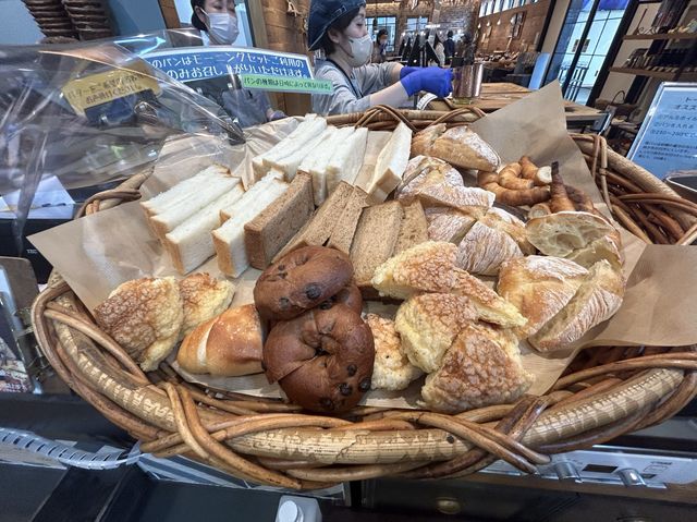 【福岡】人気ベーカリーのパン食べ放題モーニング🍞