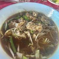 ร้านก๋วยเตี๋ยวป้าหรั่ง