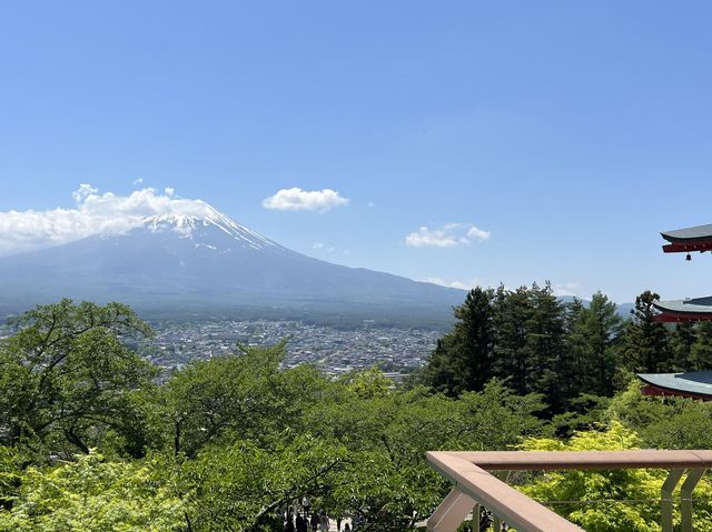 富士山美拍景點｜新倉山浅間公園，要早一點來要不然超多人