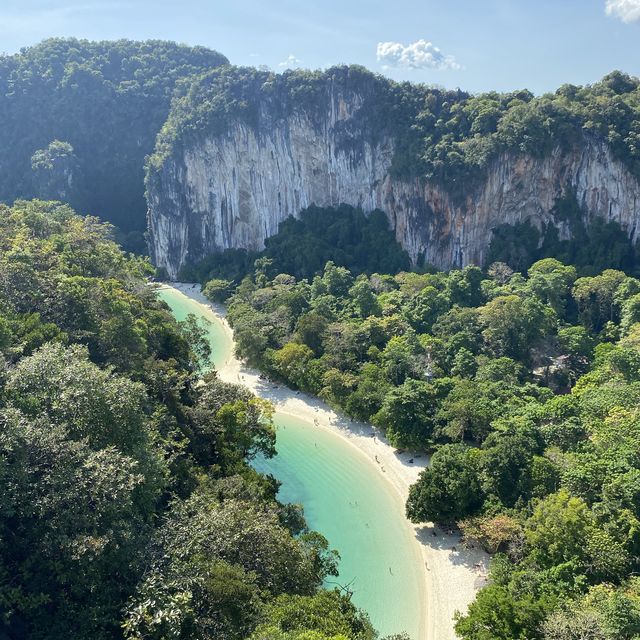 เกาะห้อง…มนต์เสน่ห์หาดปีกนก