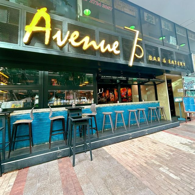 Avenue75