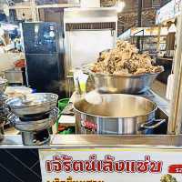 กินช็อปของอร่อยแบบเพลินๆที่ตลาดสดธนบุรี😋🍤🍣