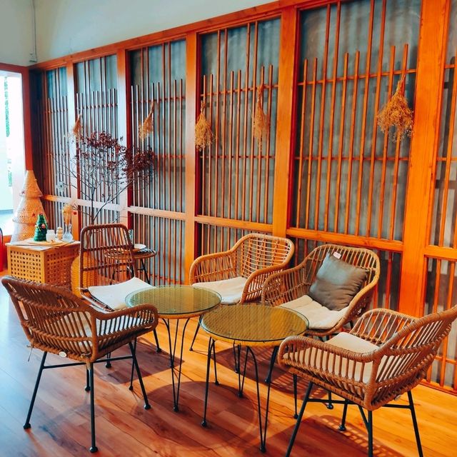 🍰 Eclectic Inspired Cafe @ Eco Bloom 🥐🥖