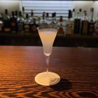 《東京 新宿》 歌舞伎町のど真ん中にある隠れ家BAR🍸