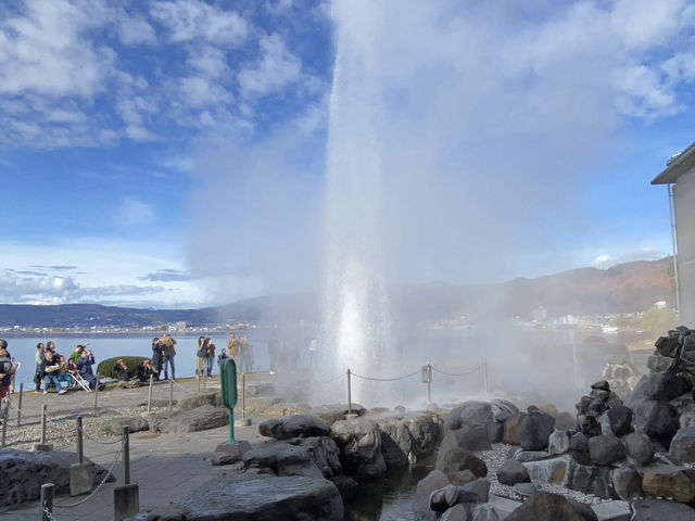 ทะเลสาบทางของเทพเจ้า Lake Suwa  จ.นากาโนะ