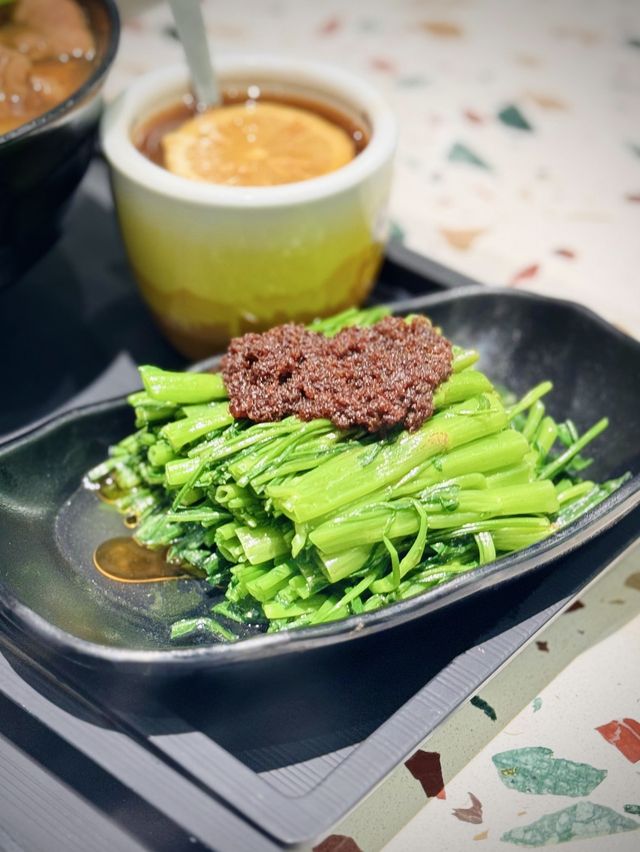 懷舊車仔麵 | 豐盛餸菜