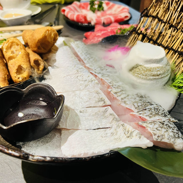 岩漿麻辣火鍋