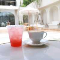 พามาเที่ยว CASA MYKA ☕️คาเฟ่ริมเลหาดดงตาล