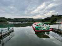 The Pretty Green Grass Lake