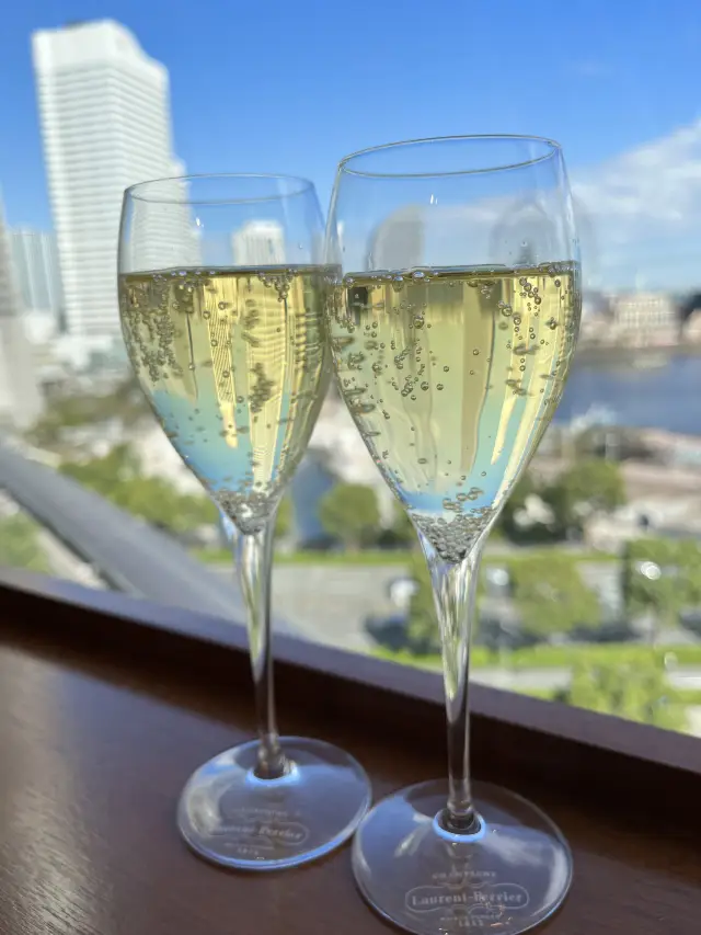 Seasonal Ingredients from Yamagata with a View of Minato Mirai.