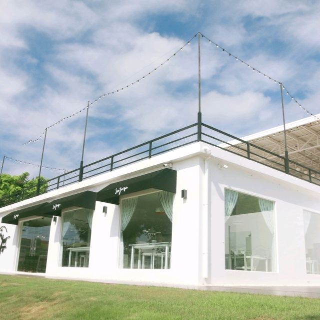 ร้านคาเฟ่ 2D ณ Sea You Again Kohlarn
