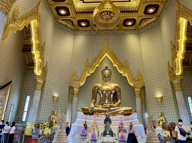 The History of Golden Buddha