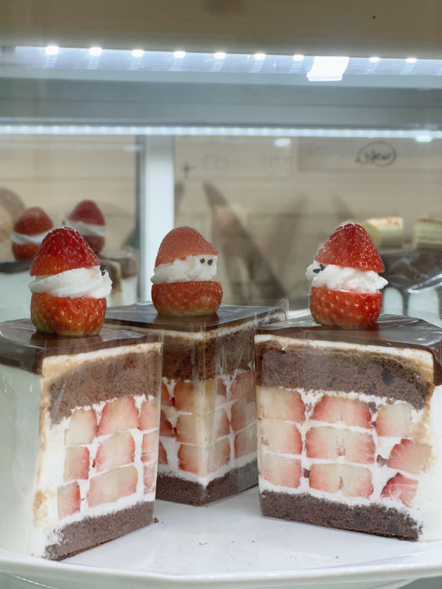 지금 당장 달려가야 할 과일 케이크 맛집🍰