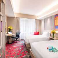 新加坡酒店：史各士皇族酒店，多國美食