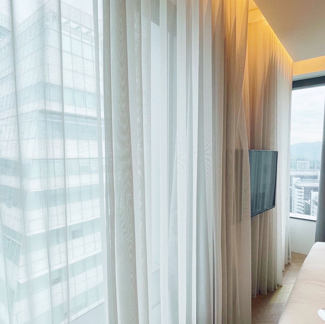 臺北南港 舒適商務旅館 The Place Taipei 南港老爺行旅