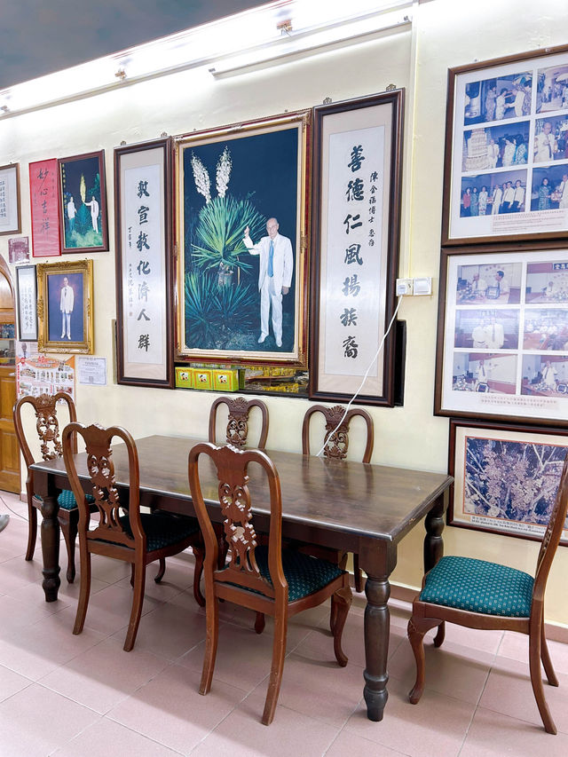 Must Buy Tan Kim Hock Delicacies in Melaka 