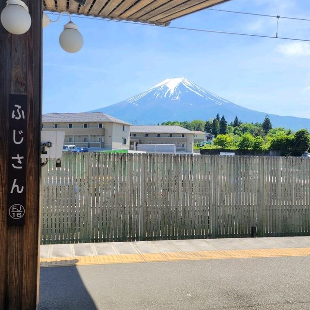 Nice Mountain View at Train Station