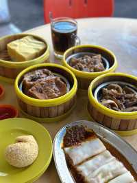 Famous Local Chinese Restaurant For Breakfast in Miri