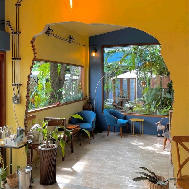 Altitude cafe