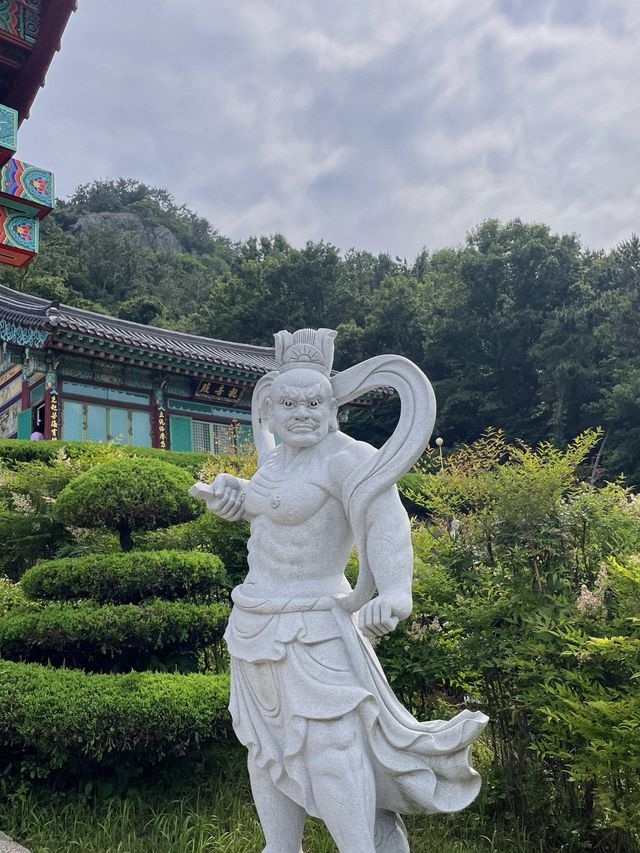 마산 넓은 오션뷰와 사찰이 예쁜 장수암
