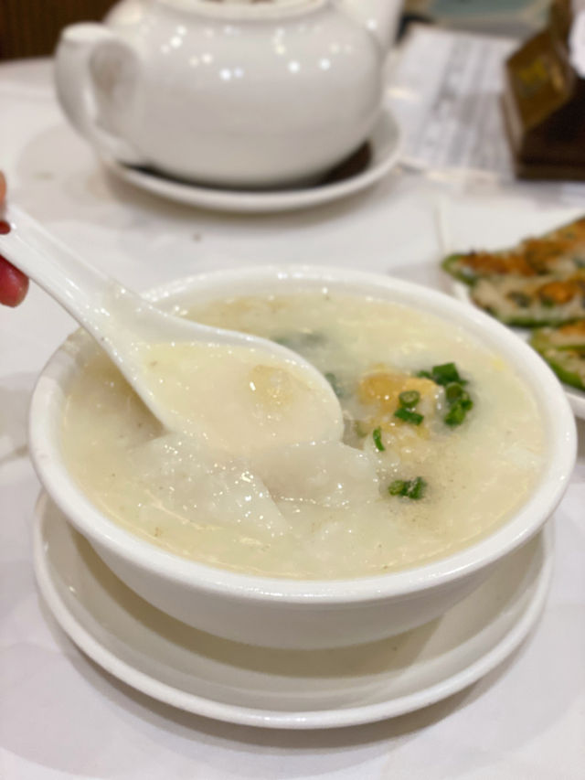 🫖💲1 四粒漲卜卜蝦餃！🦐